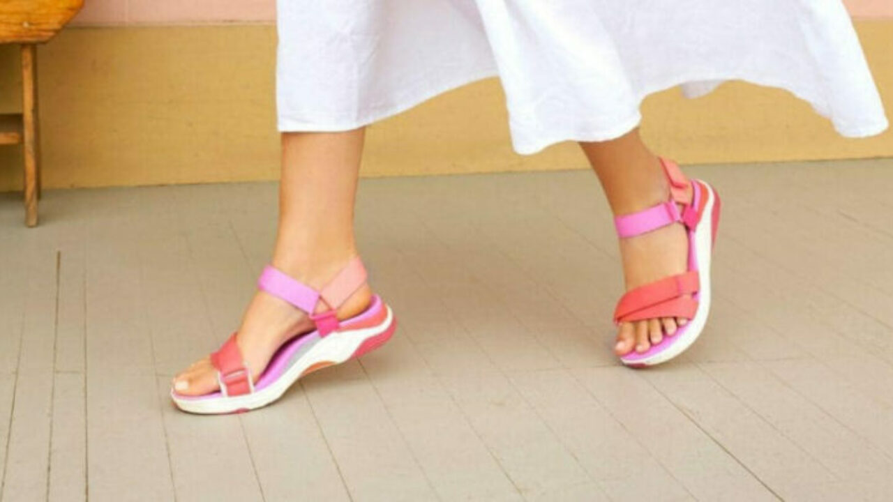 Dansko Rosette webbing Sandal Fuchsia multi